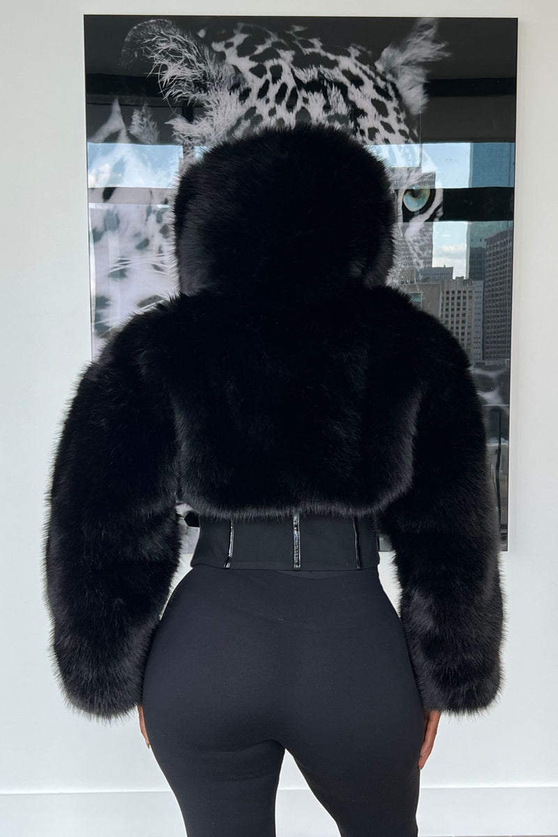 SNOWFALL HEIRESS COAT (PREORDER SHIPS ON/ BEFORE 12/11)