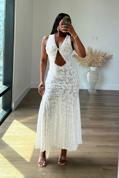 "LOVERS MUSE" LACE DRESS