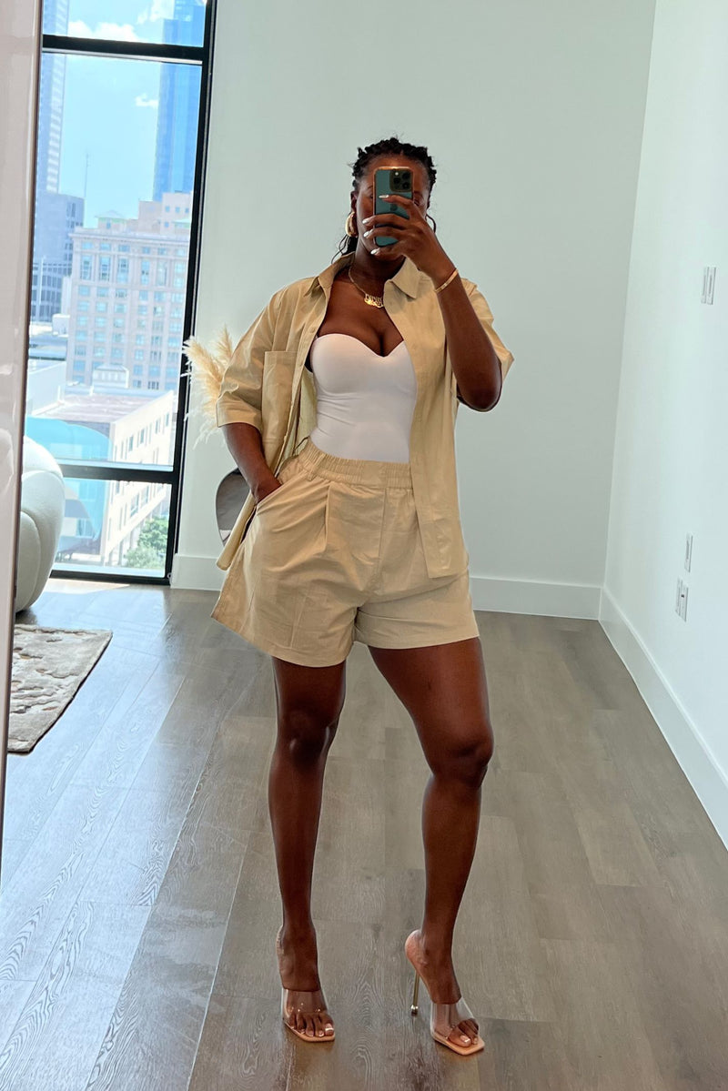 "NEUTRAL GROUND" SET