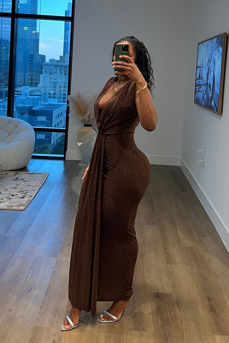 "INFINITE PLUNGE" MAXI DRESS