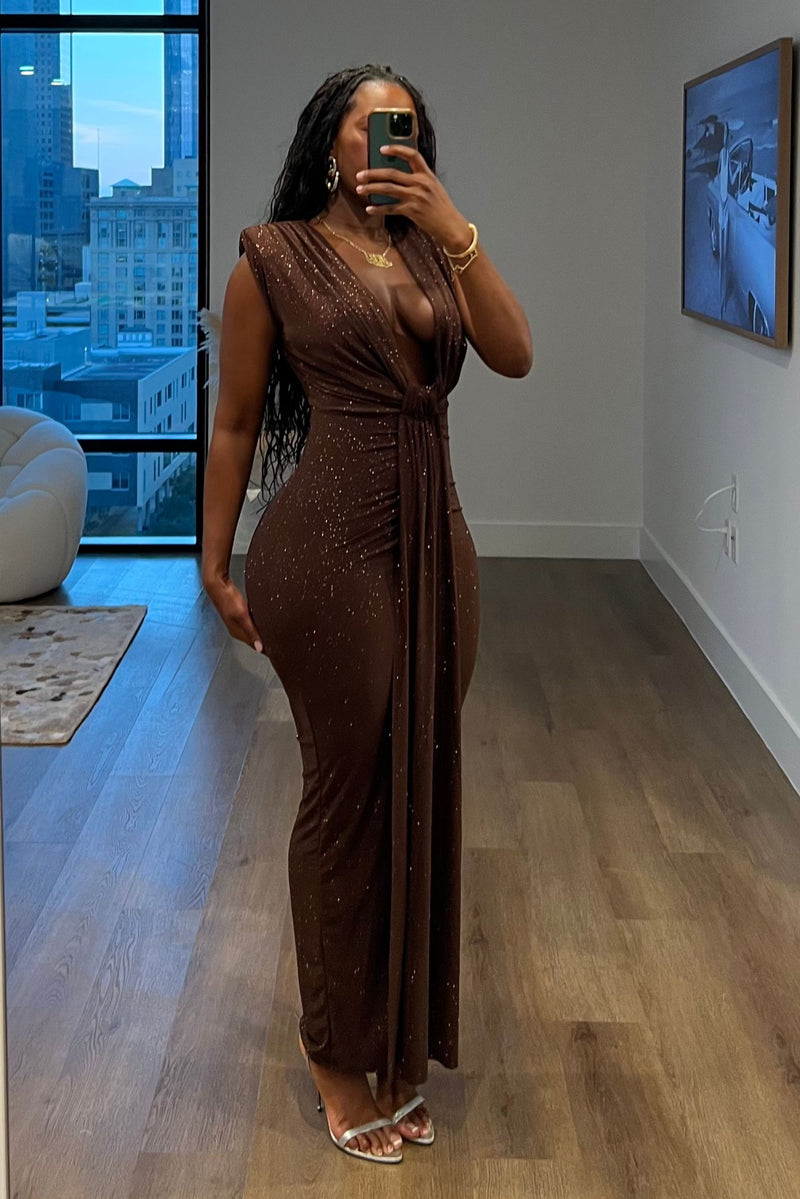 "INFINITE PLUNGE" MAXI DRESS