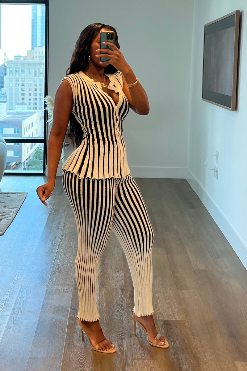 "OPTIC ILLUSION" KNIT SET