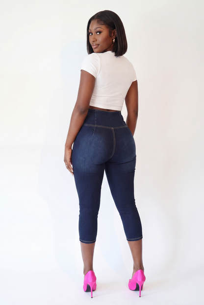 "CURVE THEORY" DENIM CAPRI