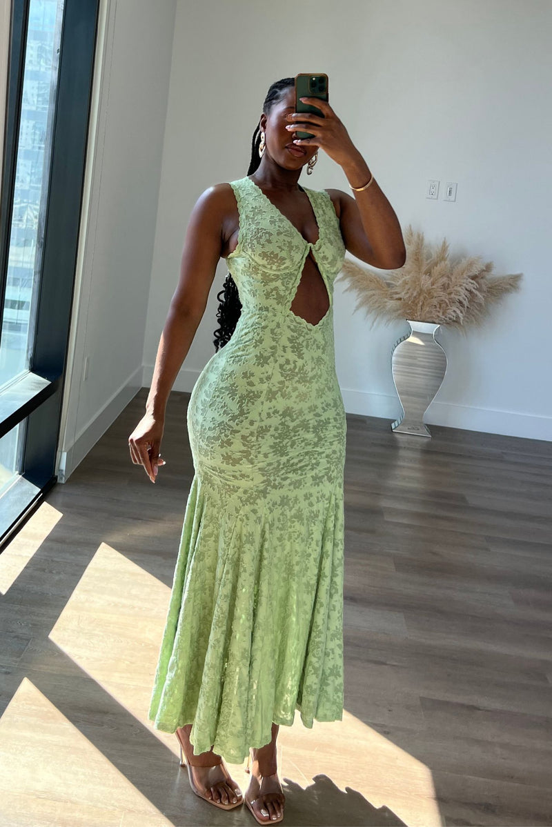 "LOVERS MUSE" LACE DRESS
