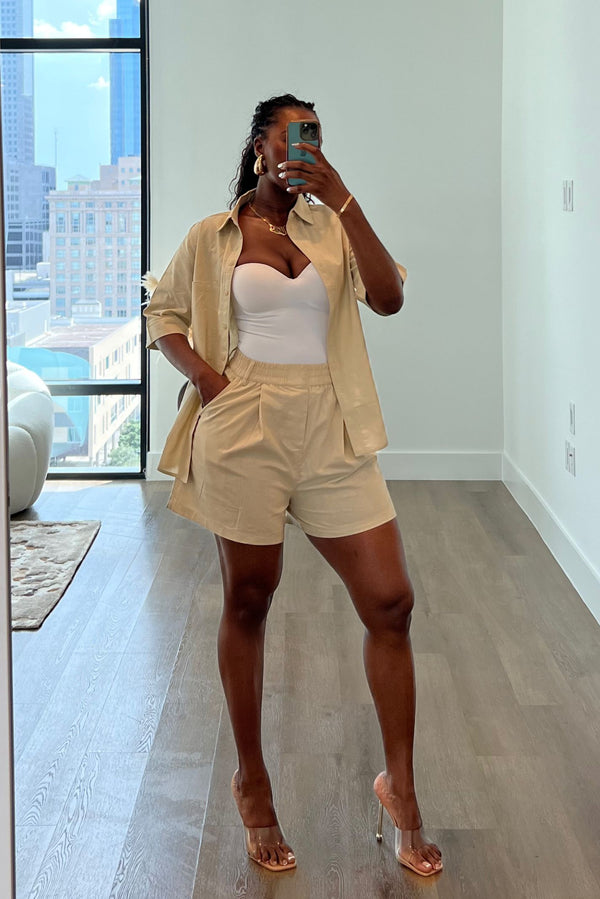 "NEUTRAL GROUND" SET